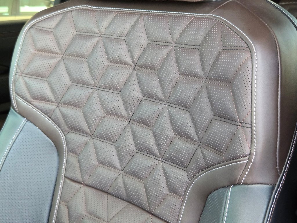 Used 2025 Nissan Armada SUV