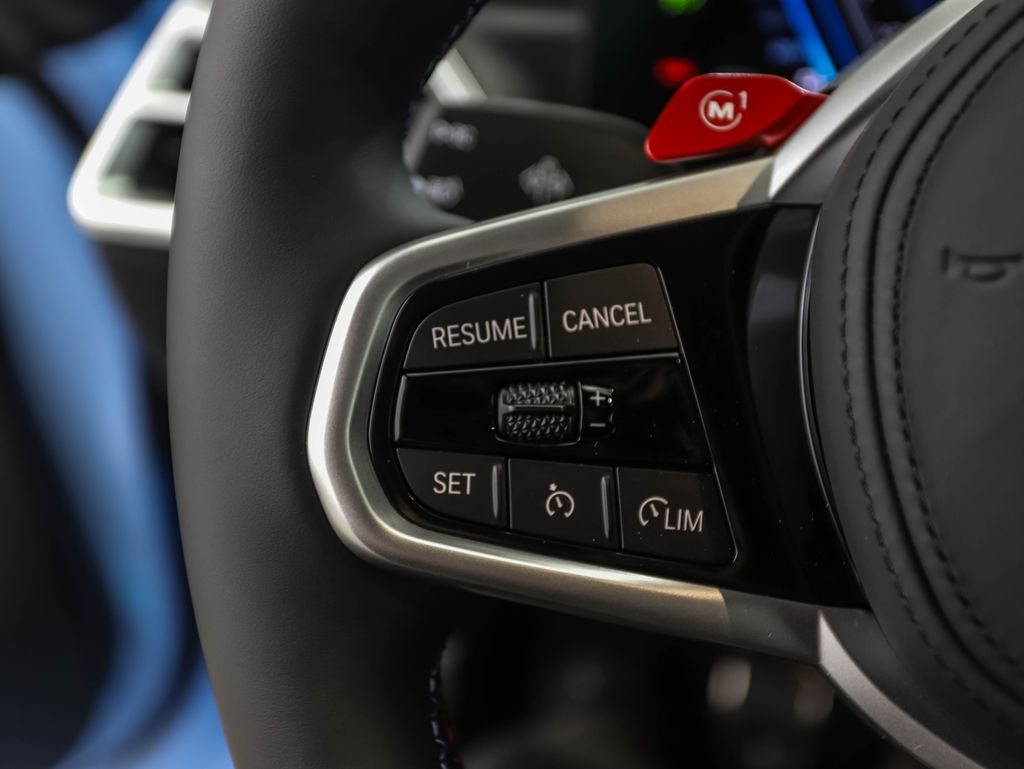 Thumbnail: 2025 BMW M2 - 13