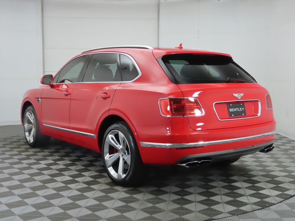 Thumbnail: 2019 Bentley Bentayga - 7