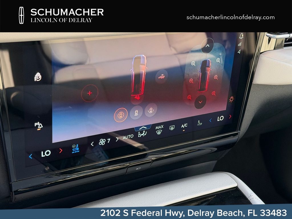 new 2026 Lincoln Navigator car, priced at $97,189