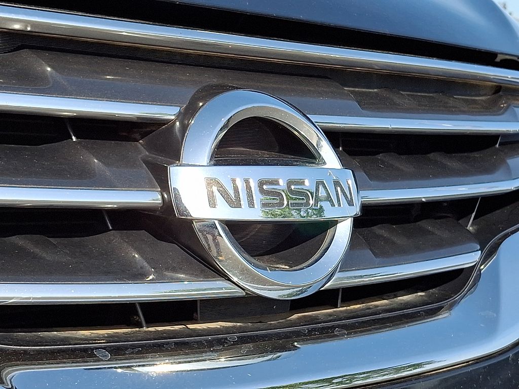 Thumbnail: 2010 Nissan Altima - 29