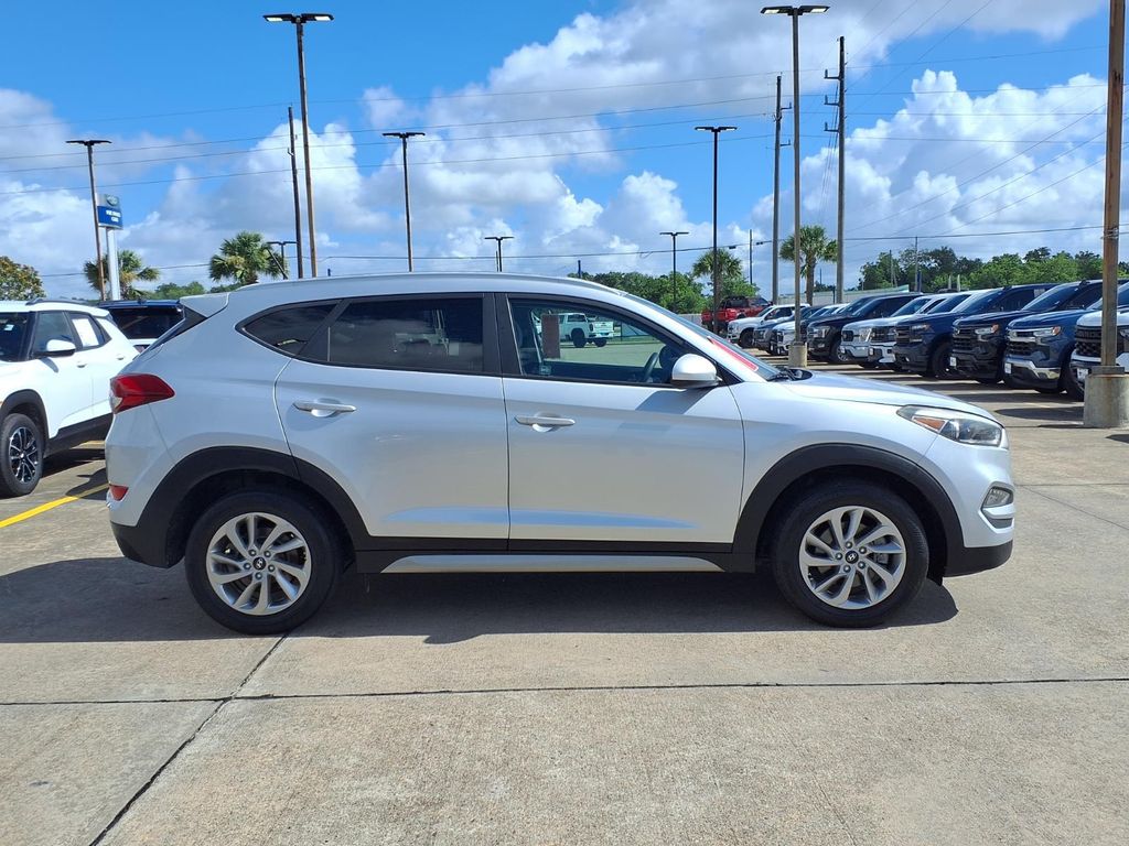2017 Hyundai Tucson SE Silver at Baytown Hyundai