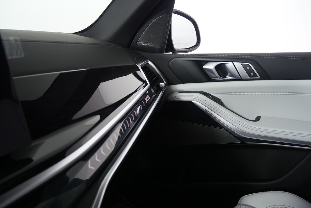 2026 BMW X5 xDrive40i 25