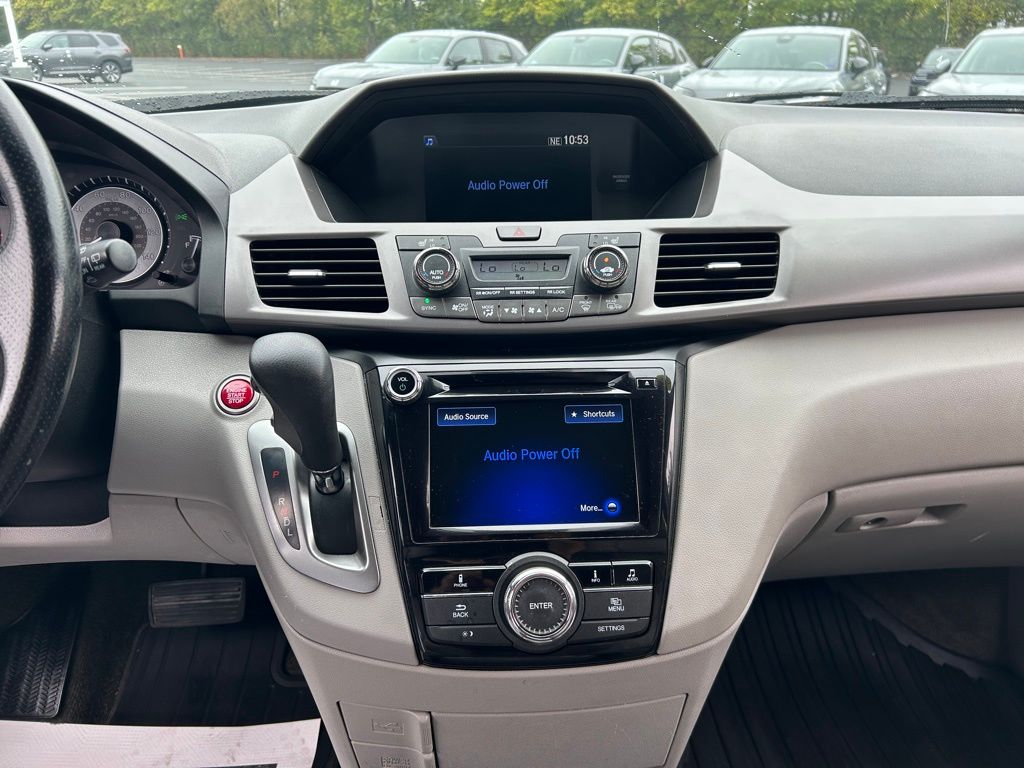 Thumbnail: 2016 Honda Odyssey - 16