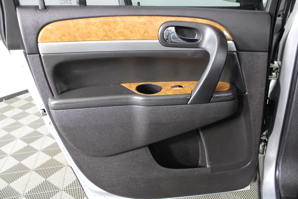 Used 2011 Buick Enclave for sale in 