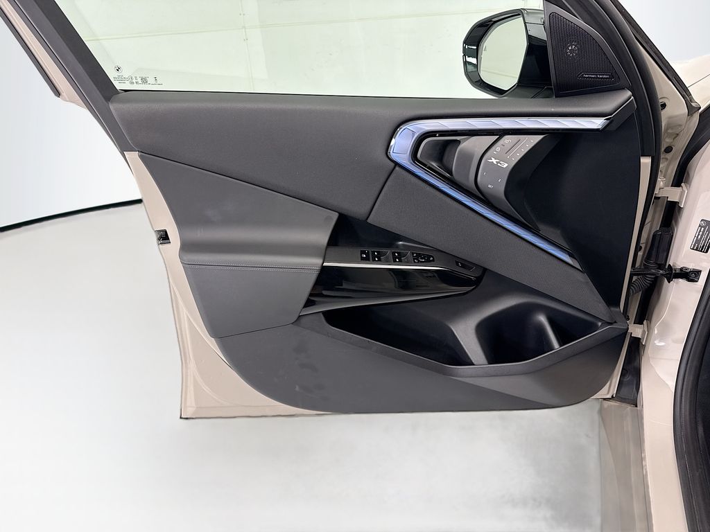 Thumbnail: 2025 BMW X3 - 22