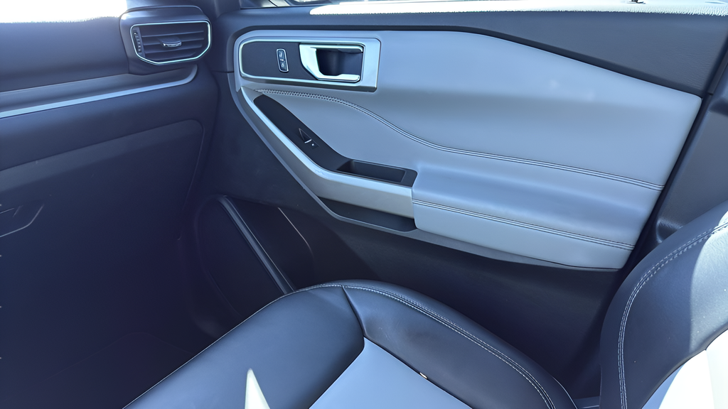 Used Car 2023 Ford Explorer  Xlt For Sale Under $30,000 In Austin, Texas