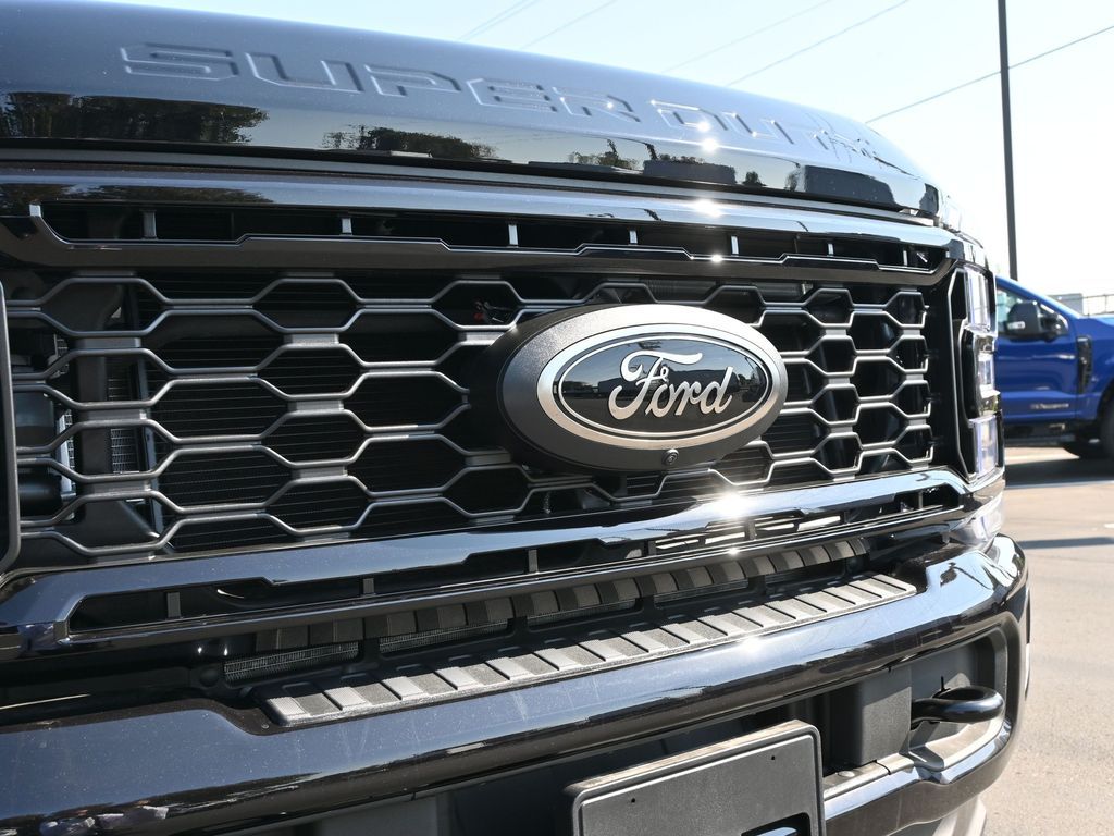 2026 Ford F-350 XLT photo 15