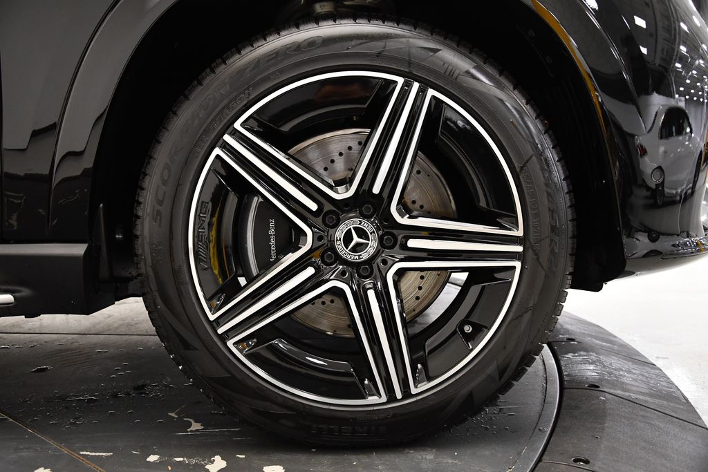 Thumbnail: 2025 Mercedes-Benz GLE - 16