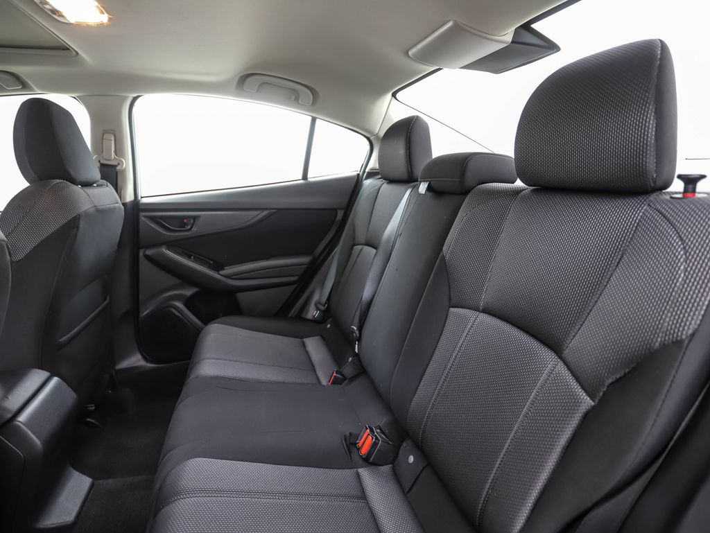 2023 Subaru Impreza Premium 18