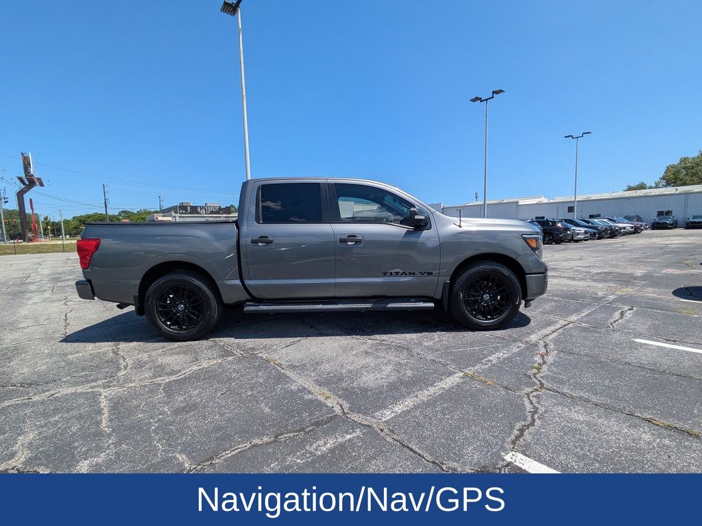 2019 Nissan TITAN SV