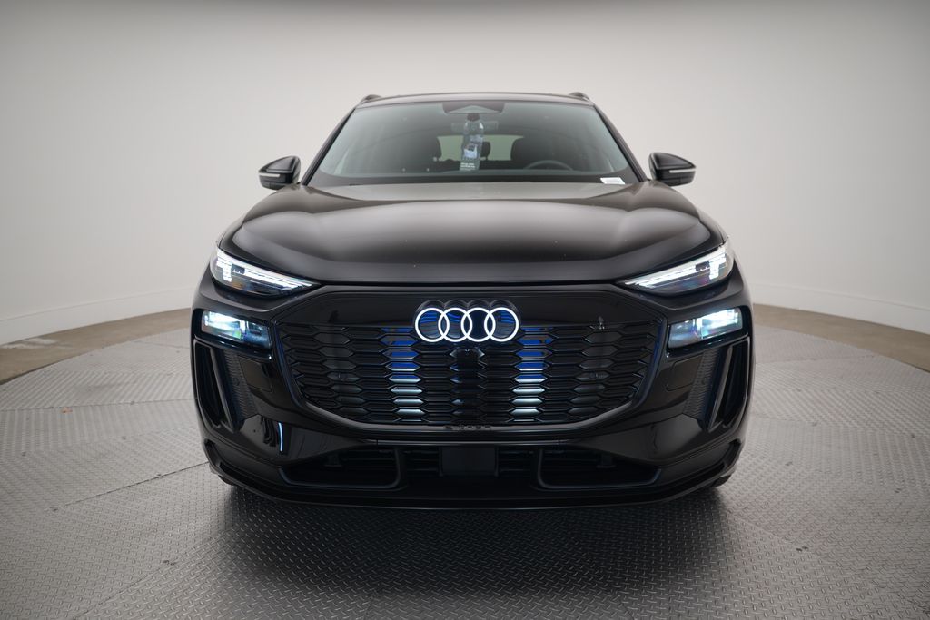 Thumbnail: 2027 Audi Q6 e-tron - 5