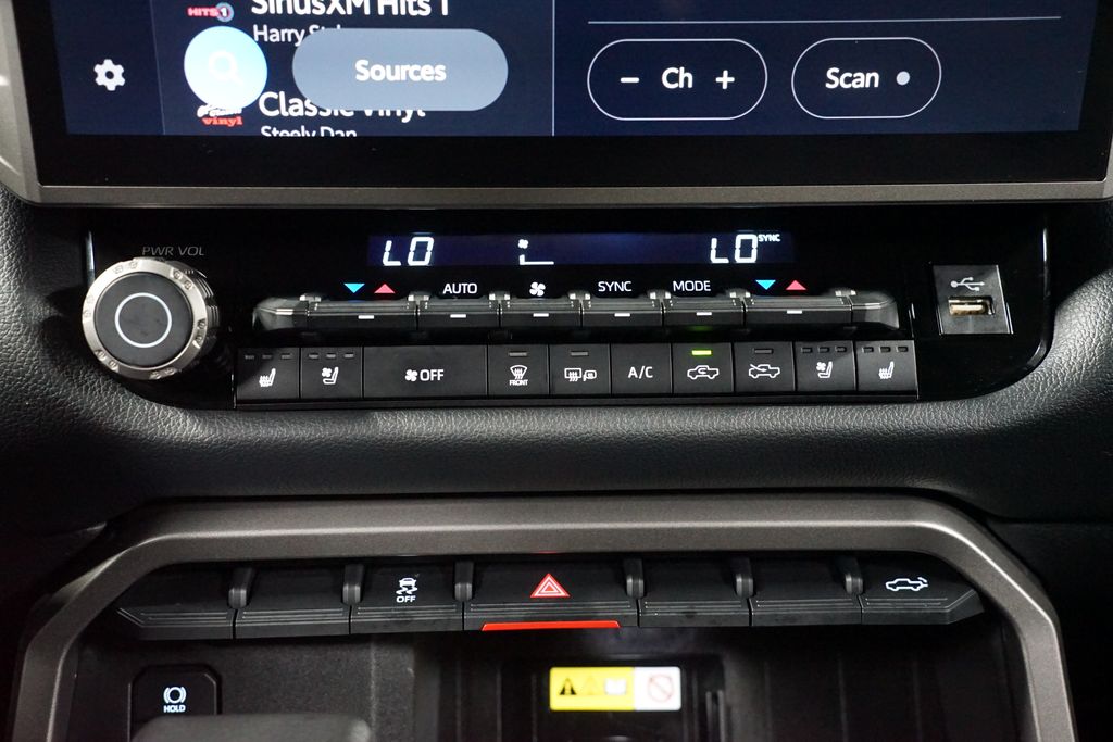 Thumbnail: 2025 Toyota Tundra - 21