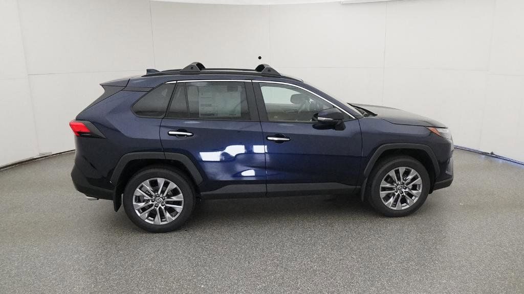 Thumbnail: 2025 Toyota RAV4 - 11