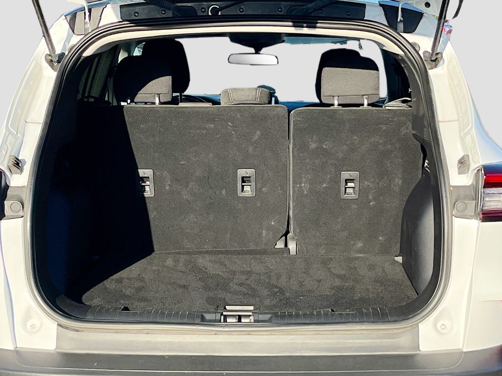 Used 2025 White Ford Active image 23