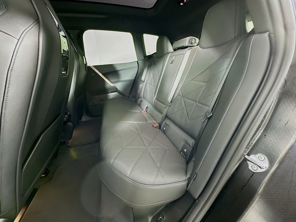 Thumbnail: 2026 BMW iX - 17