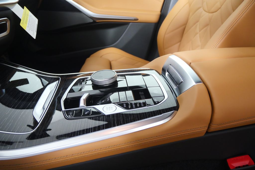 Thumbnail: 2026 BMW X5 - 22
