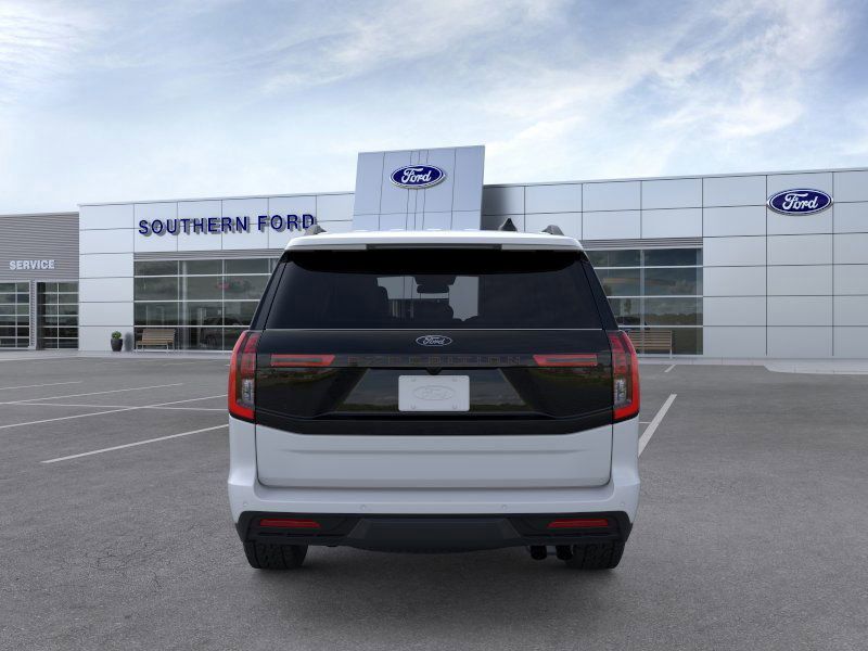 New 2026 Silver Ford Tremor image 4