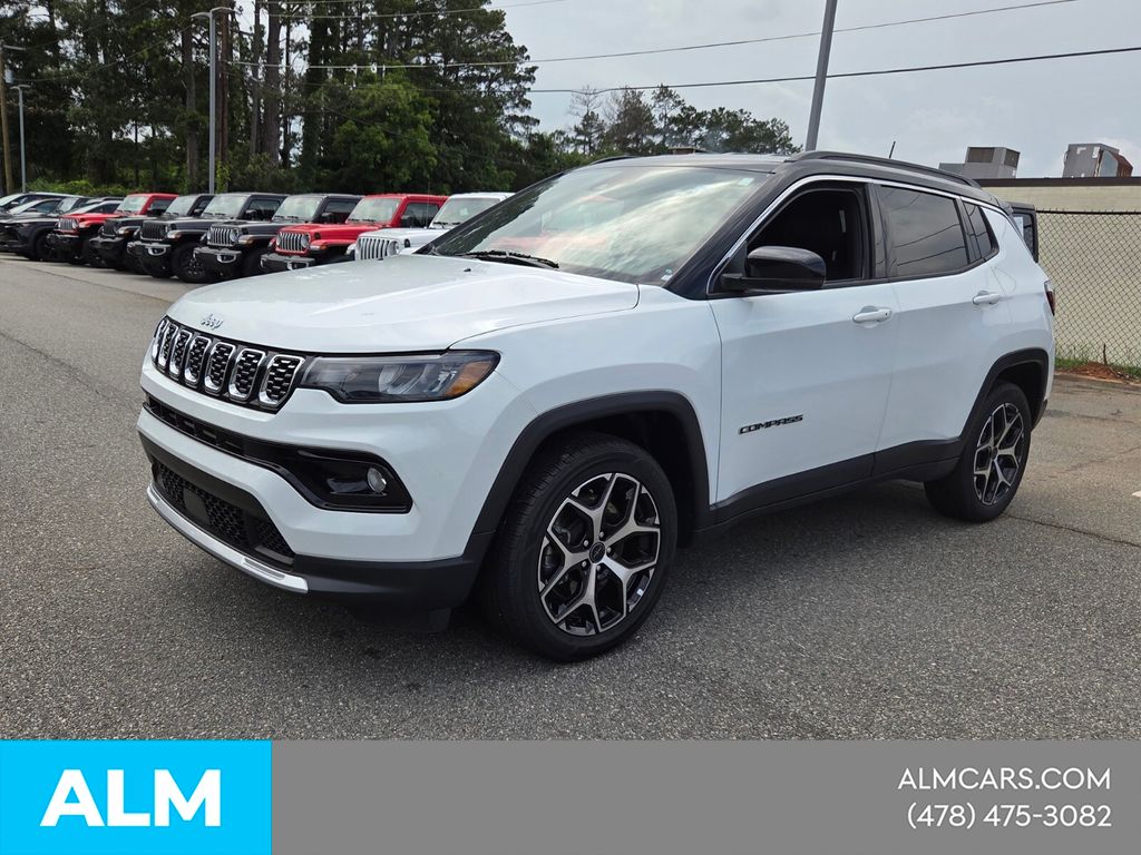 Used 2025 White Jeep Limited image 4