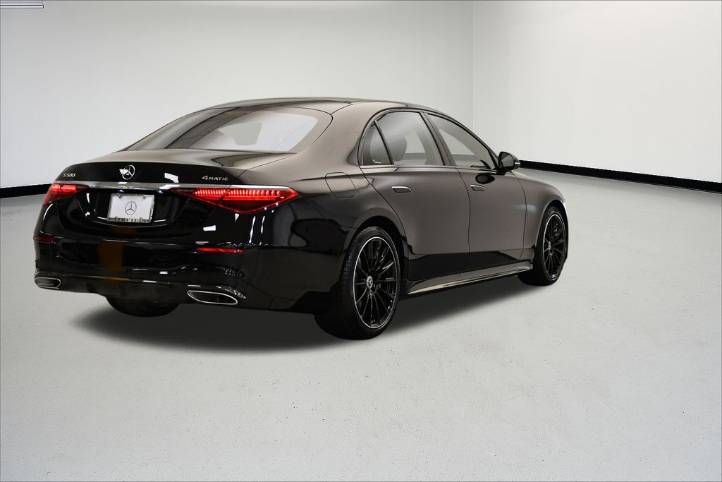 Thumbnail: 2025 Mercedes-Benz S-Class - 5