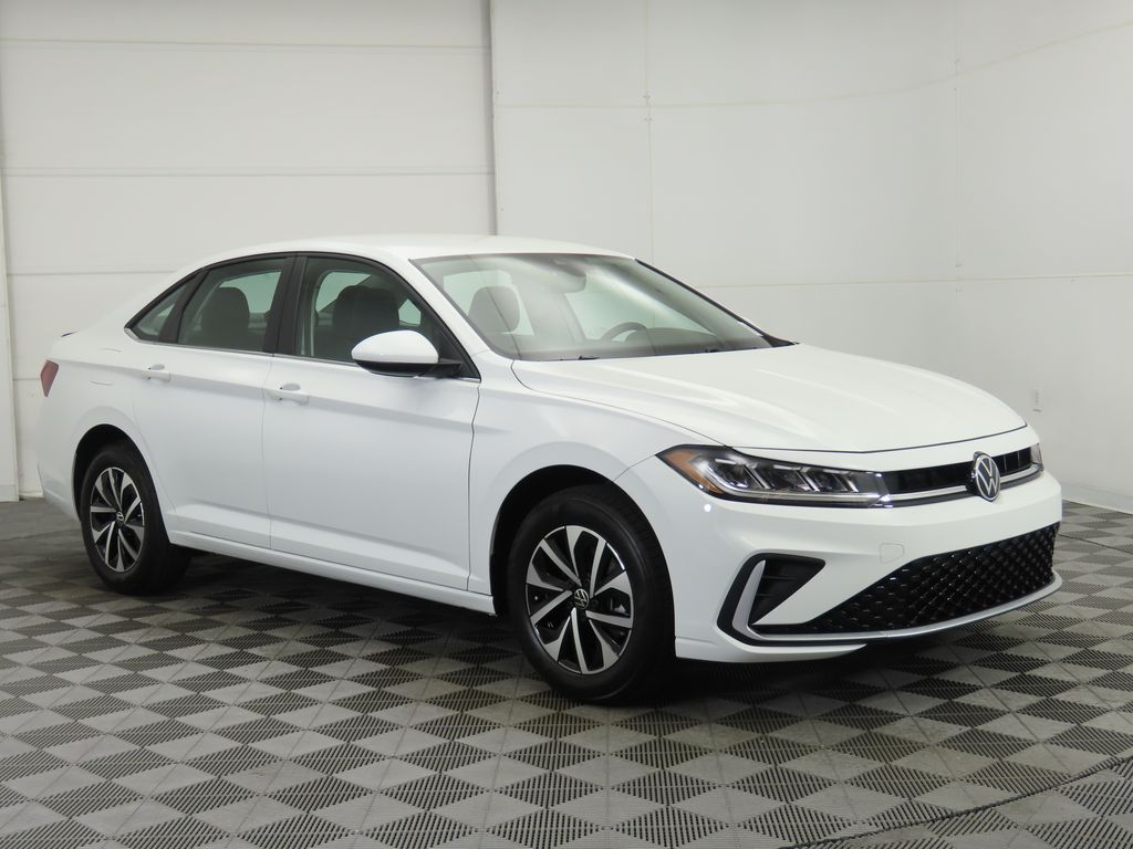 Thumbnail: 2025 Volkswagen Jetta - 4