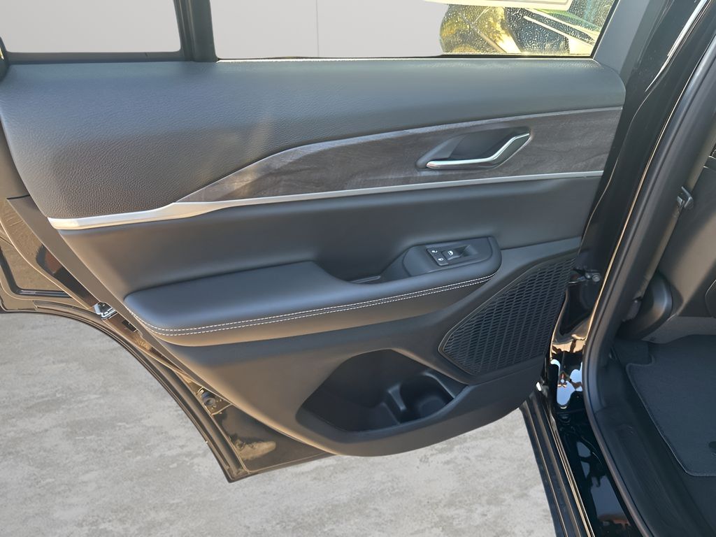 New Car 2025 Jeep Grand Cherokee  Limited For Sale Under $40,000 In Austin, Texas