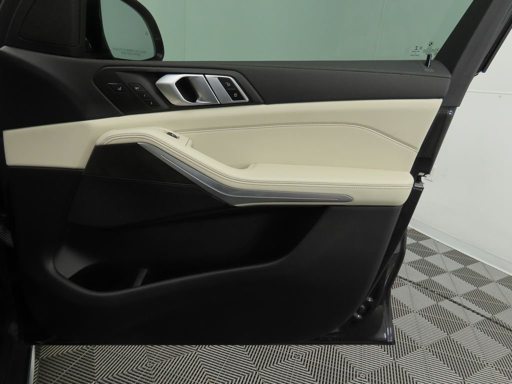 2022 BMW X5 xDrive40i 25