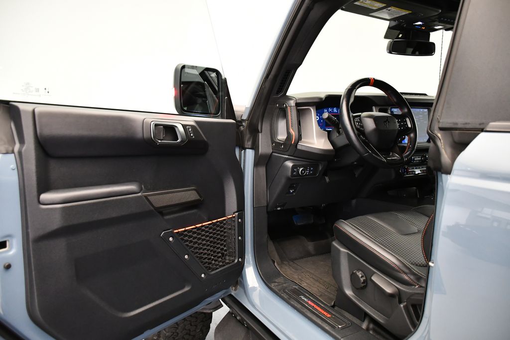 Thumbnail: 2022 Ford Bronco - 32