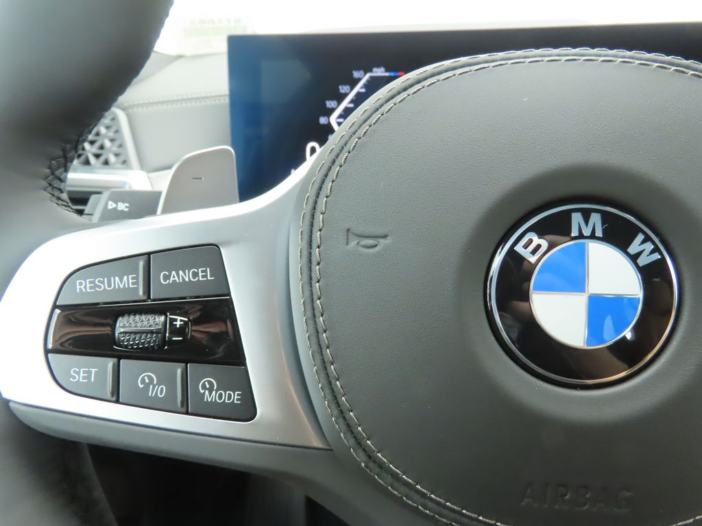 Thumbnail: 2026 BMW X5 - 11