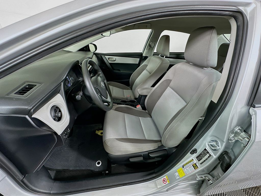 Thumbnail: 2017 Toyota Corolla - 19