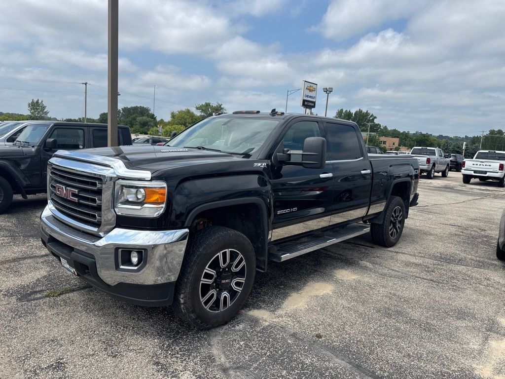 Onyx Black 2015 GMC Sierra 2500HD Pickup Truck Four-Wheel Drive 6-Speed Automatic