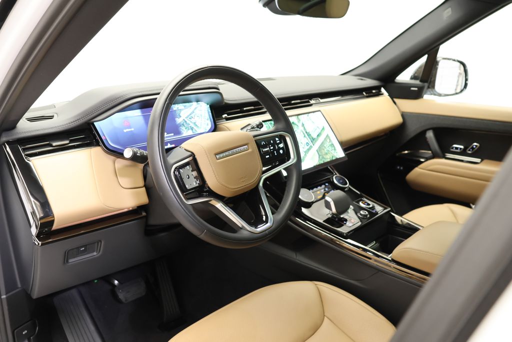 Thumbnail: 2023 Land Rover Range Rover Sport - 28