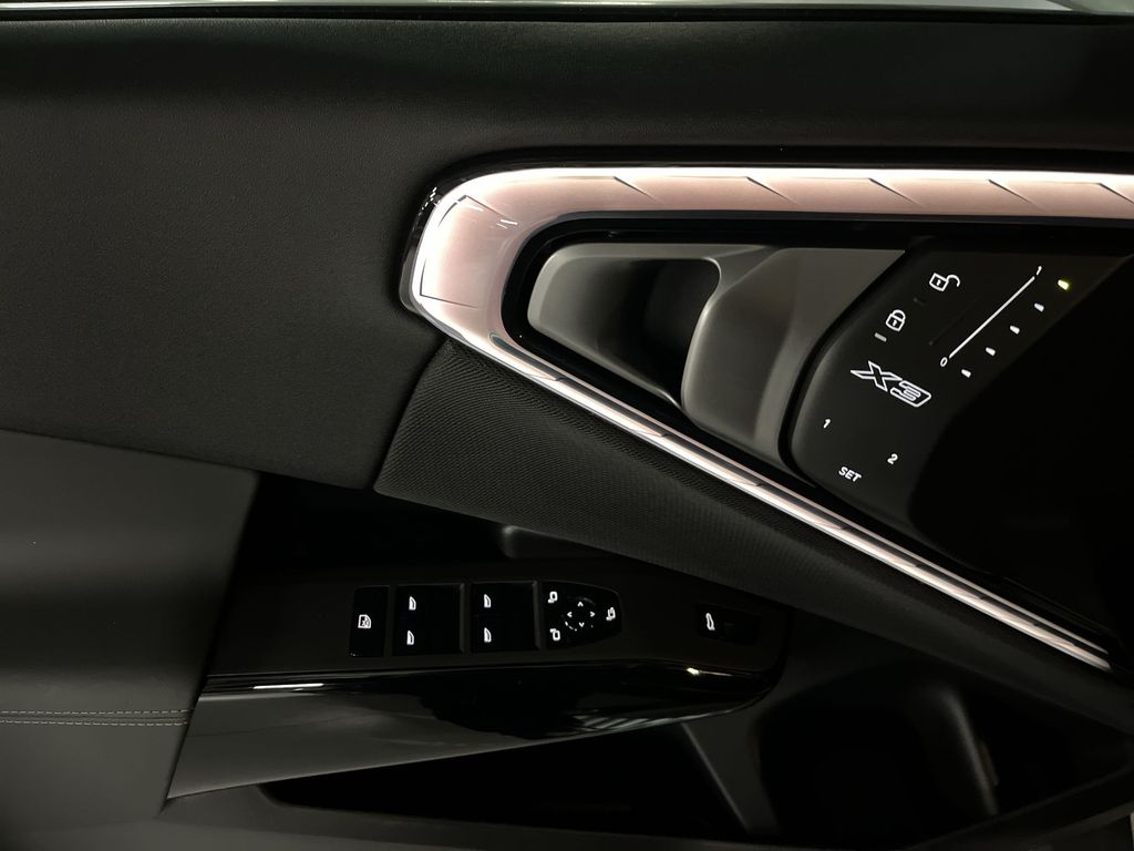 Thumbnail: 2026 BMW X3 - 13