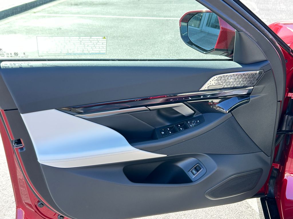 2025 BMW i5 eDrive40 11