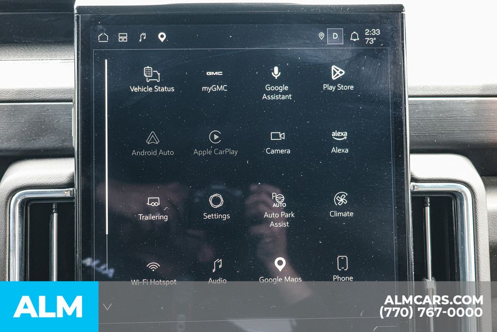 Used 2025 White GMC Denali image 40