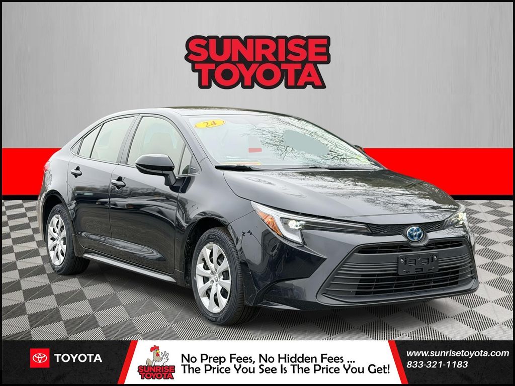 2024 Toyota Corolla LE