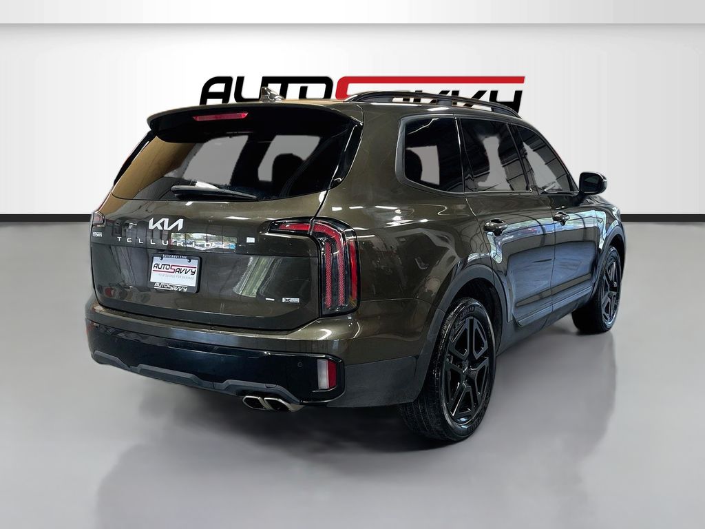 Used 2024 Green Kia EX X-Line image 7