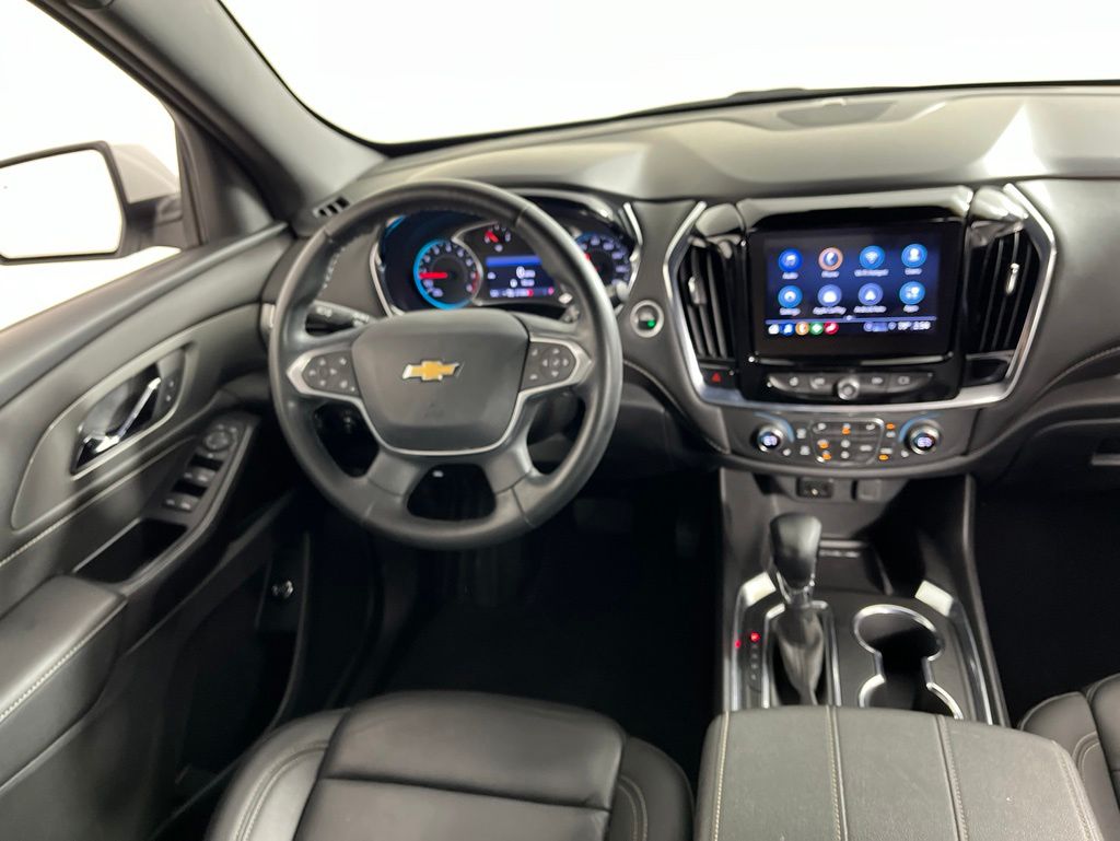 Thumbnail: 2023 Chevrolet Traverse - 17