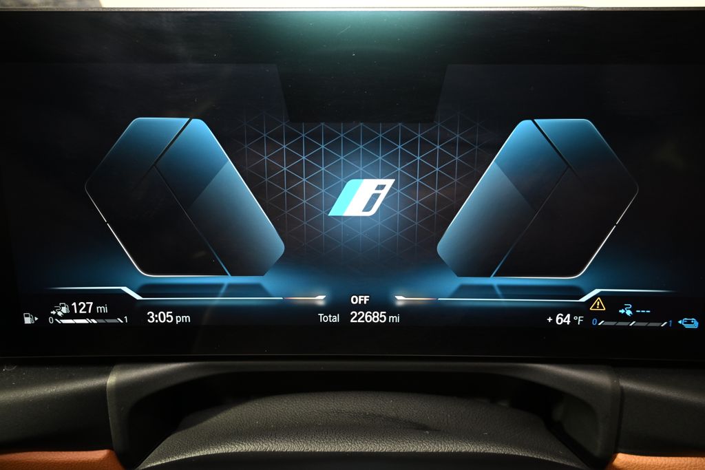 Thumbnail: 2023 BMW 3 Series - 26