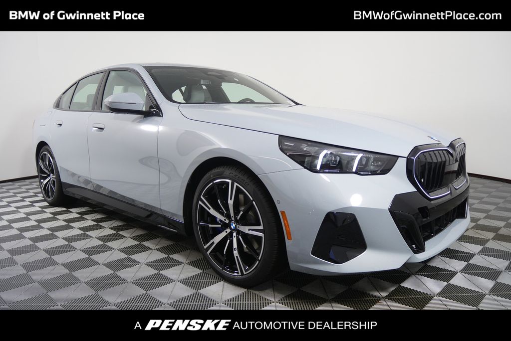 Thumbnail: 2026 BMW 5 Series - 1