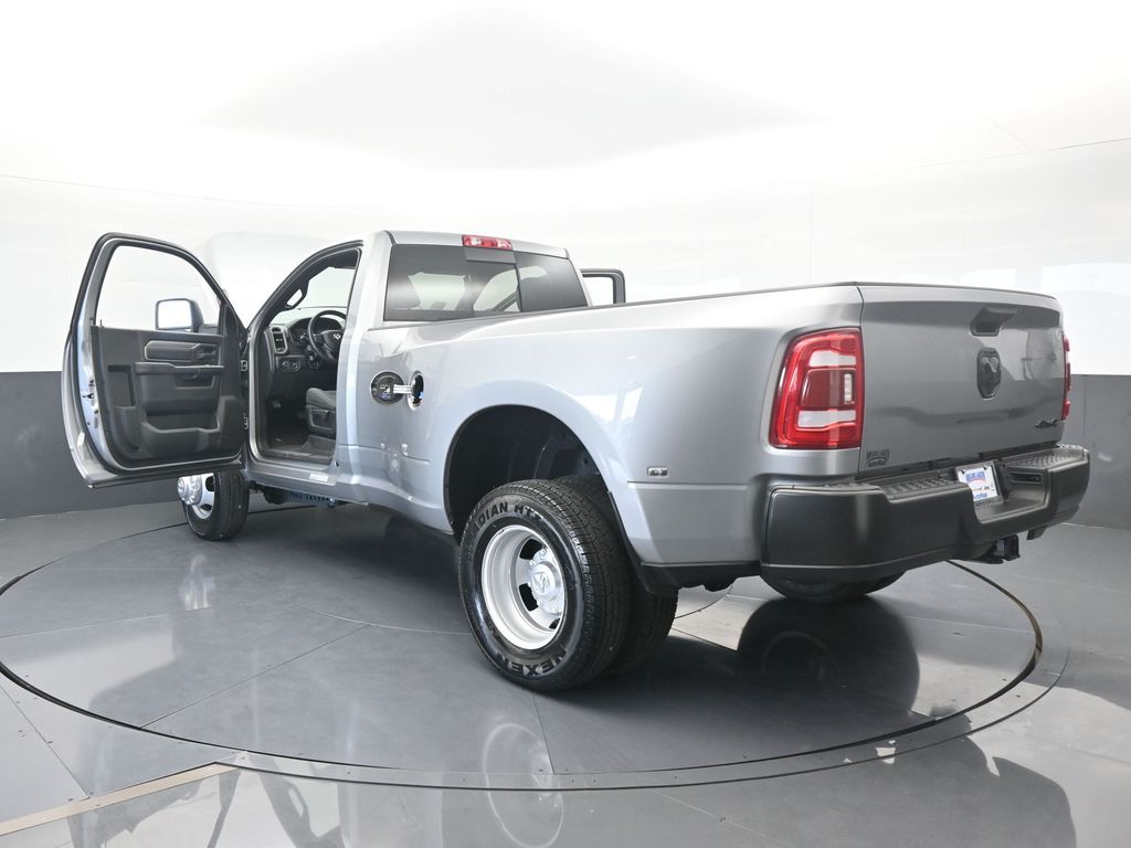 Used 2024 Billet Silver Metallic Clearcoat Ram Tradesman image 71