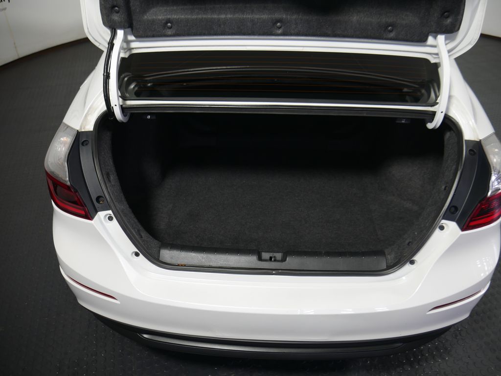 Thumbnail: 2022 Honda Insight - 6