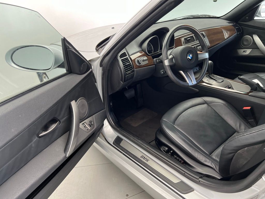 2003 BMW Z4 2.5i 16