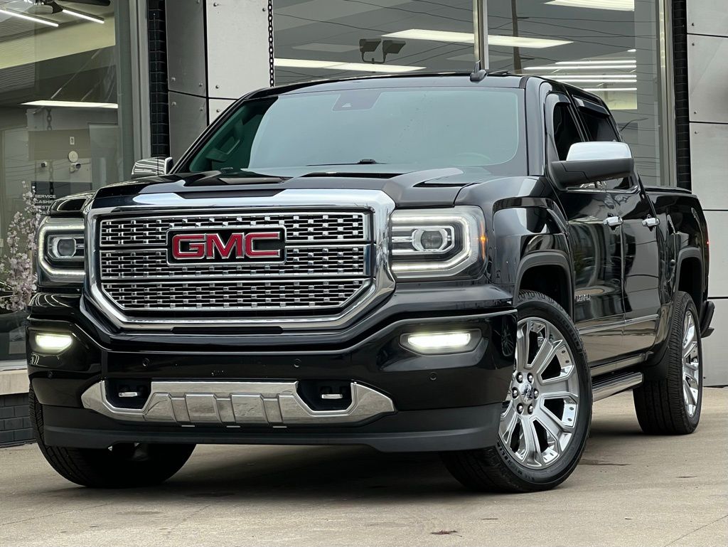 2017 GMC Sierra 1500 Denali Crew Cab 4WD
