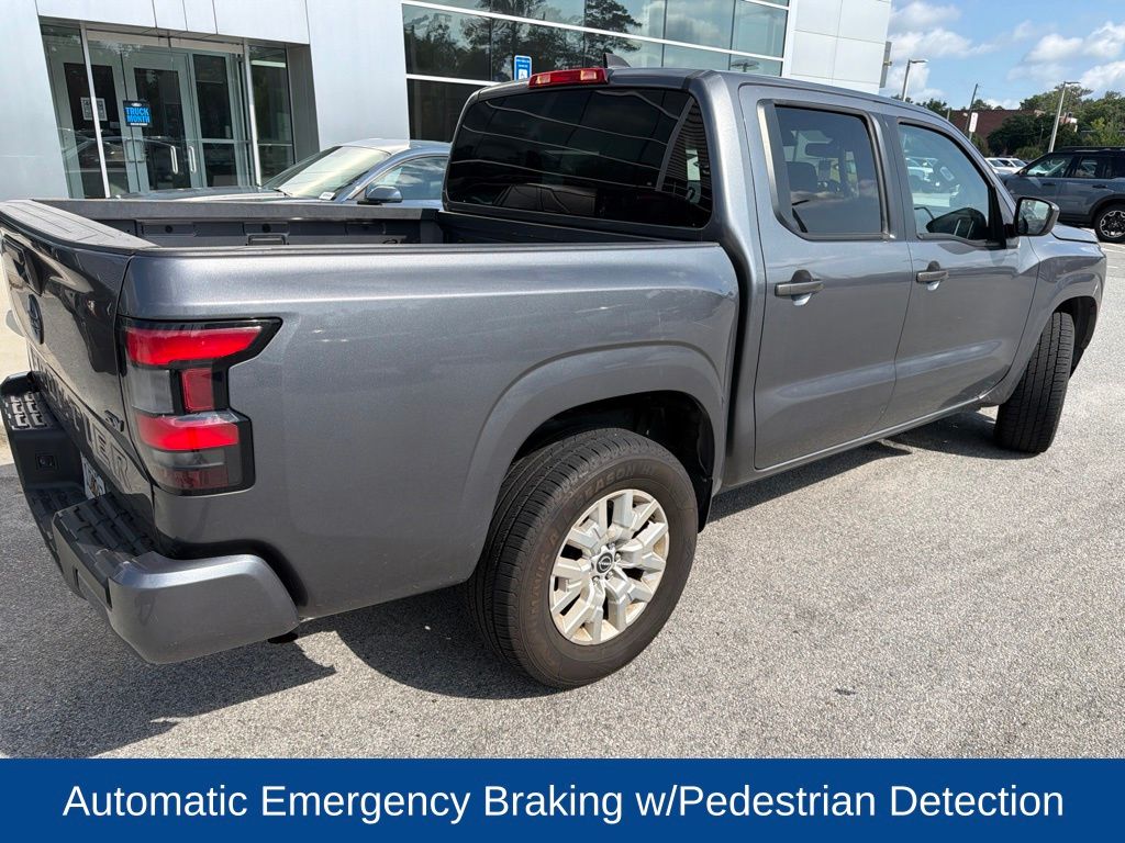 2022 Nissan Frontier Crew Cab SV 4x2