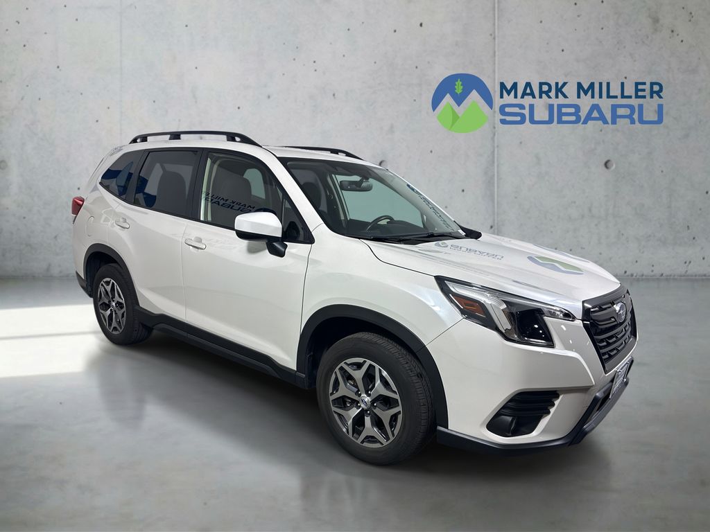 2023 Subaru Forester Premium