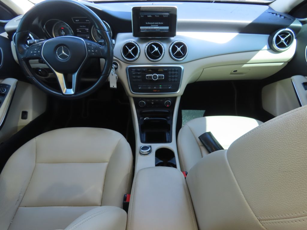 Thumbnail: 2015 Mercedes-Benz GLA - 7