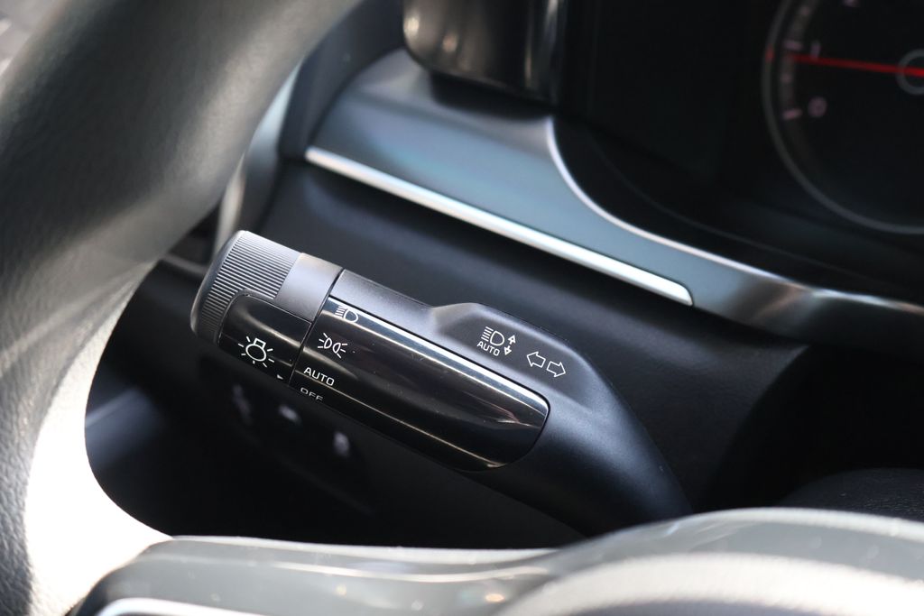 Thumbnail: 2022 Kia Sorento - 22