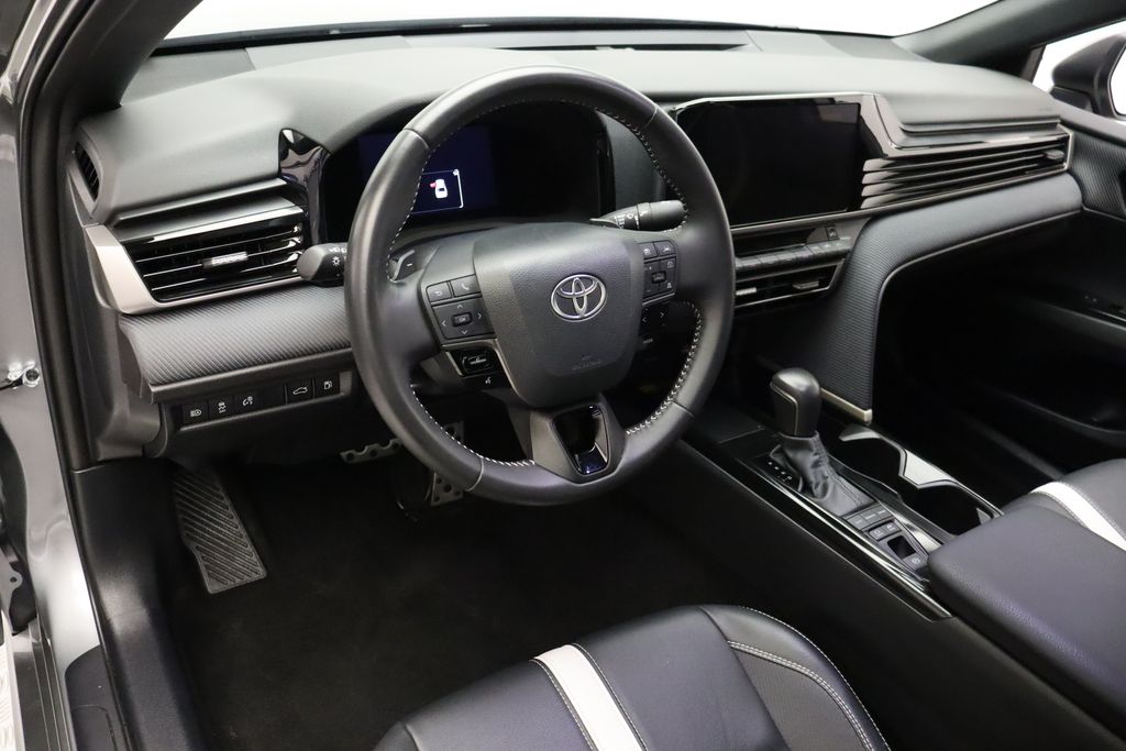 Thumbnail: 2025 Toyota Camry - 15