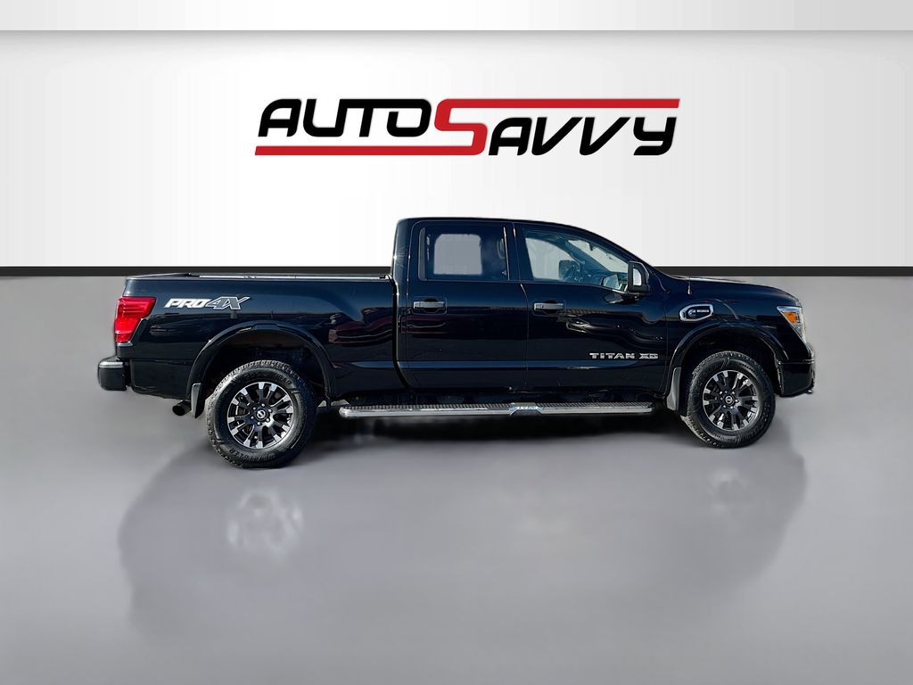 Used 2018 Magnetic Black Nissan PRO-4X image 8